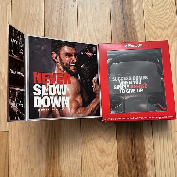 Warrior Freedom Wireless Bluetooth Athletic Wrap Earbuds Black/Red running sport - Picture 4 of 7